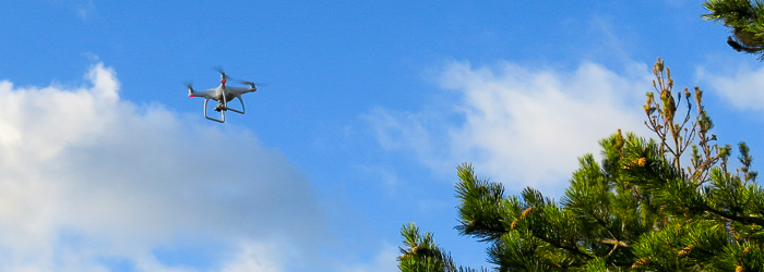 Dron realizando fotogrametría