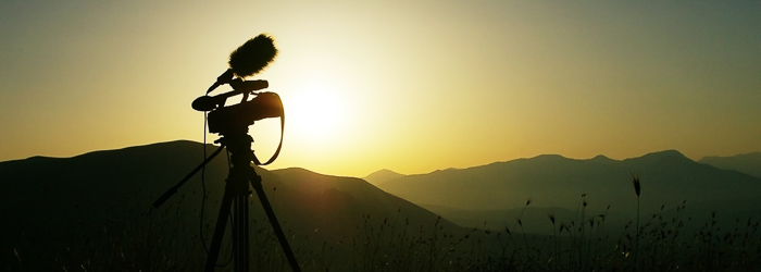 Cámara grabando una puesta de sol