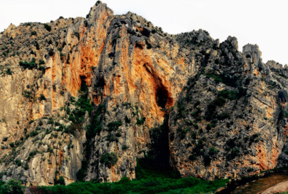 Vista del Pliegue en chevron de Alcaine